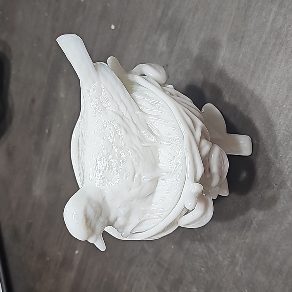 Vintage Westmoreland Milk Glass Nested Bird Candy Dish